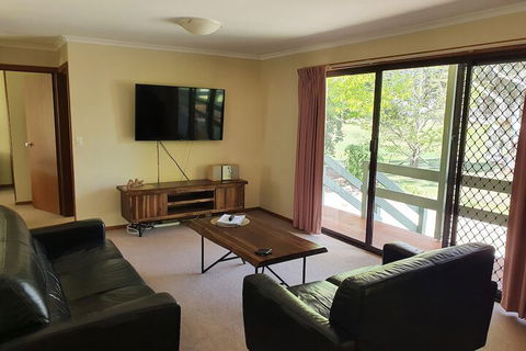 Annies Holiday Units - Inverell Accommodation 7