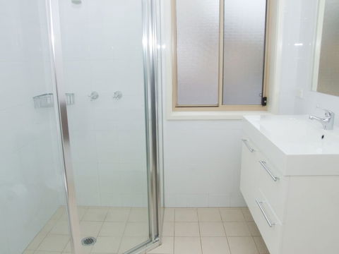 Parker By The Sea - Inverell Accommodation 1