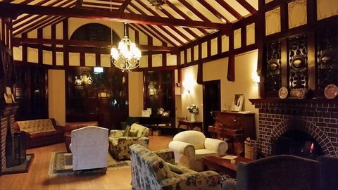 Petersons Armidale Winery & Guesthouse - Inverell Accommodation 2