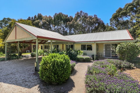 All Seasons Mansfield - Inverell Accommodation 3