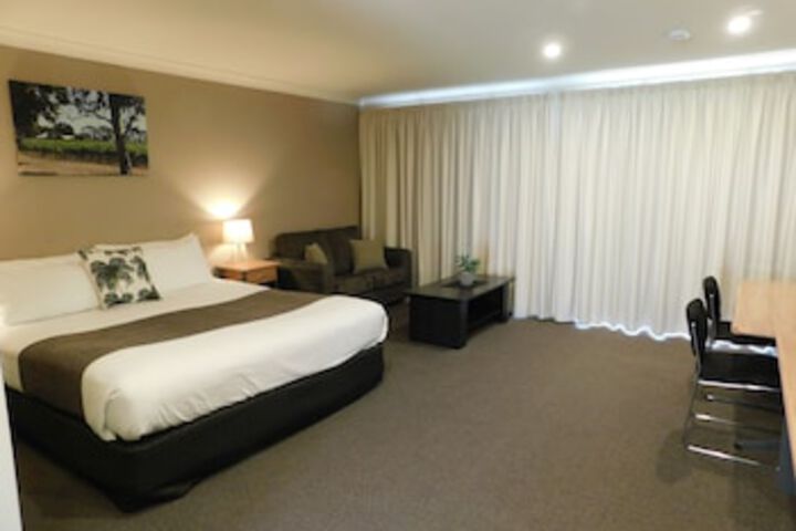 Tarpeena SA Inverell Accommodation