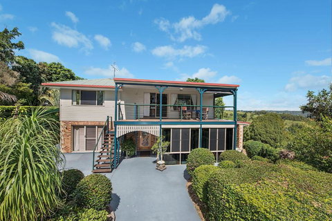 Artisan Spa Views - Inverell Accommodation 3