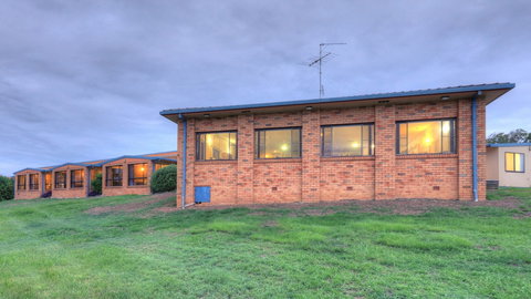 Jacaranda Motor Lodge - Inverell Accommodation 2