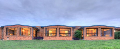 Jacaranda Motor Lodge - Inverell Accommodation 1