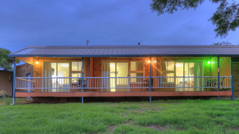 Jacaranda Motor Lodge - Inverell Accommodation 3