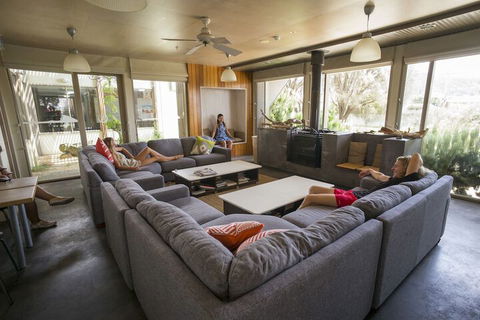 Apollo Bay Eco YHA - Hostel - Inverell Accommodation 4