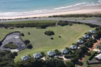 Apollo Bay Cottages - Inverell Accommodation 0