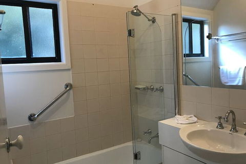 Edgewater Terraces At Metung - Inverell Accommodation 7