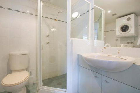 Lhotsky Apartments - Inverell Accommodation 5