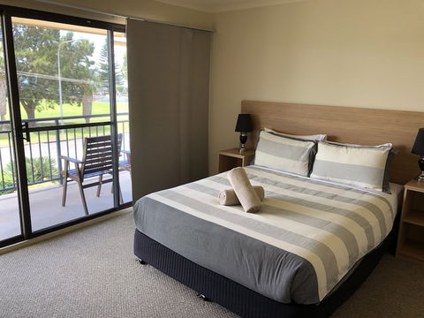 Araluen Motor Lodge - Inverell Accommodation 6