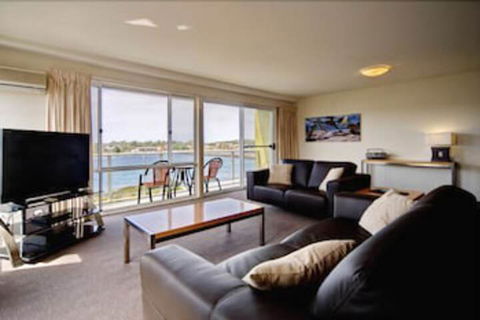 Albacore Apartments - Inverell Accommodation 5