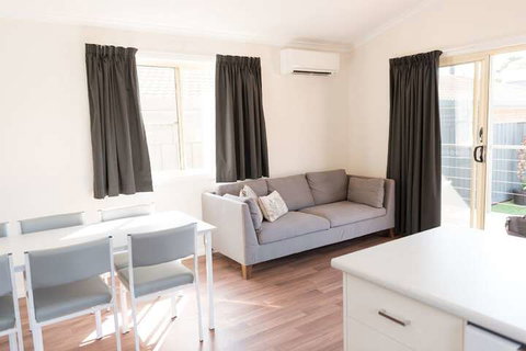 Ballarat Colonial Motor Inn & Apartments - Inverell Accommodation 3