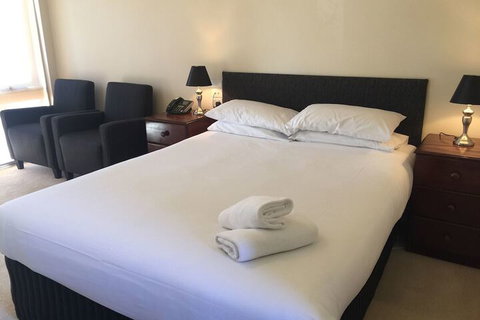 Ballarat Colonial Motor Inn & Apartments - Inverell Accommodation 1