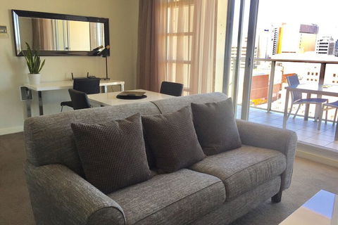 Adelaide DressCircle Apartments North Terrace - Inverell Accommodation 5