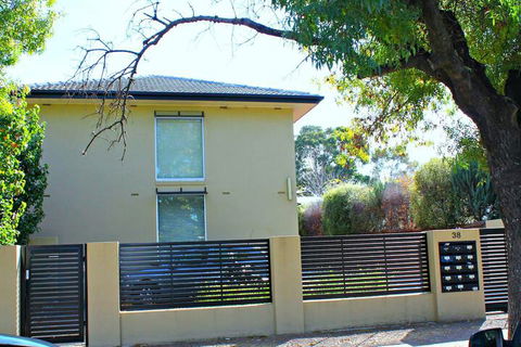 Adelaide DressCircle Apartments Childers Street - Inverell Accommodation 6