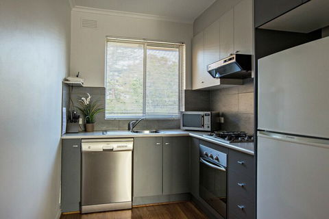 Adelaide DressCircle Apartments Childers Street - Inverell Accommodation 7
