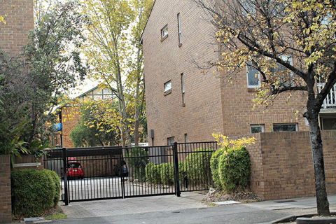 Adelaide Dresscircle Apartments Archer Street - Inverell Accommodation 4