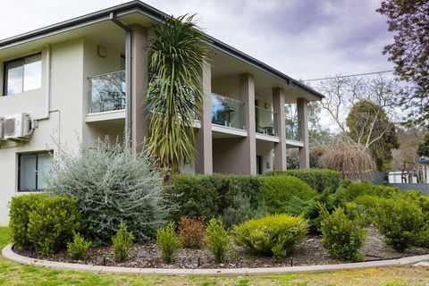 Apex Park Holiday Apartments - Inverell Accommodation 2