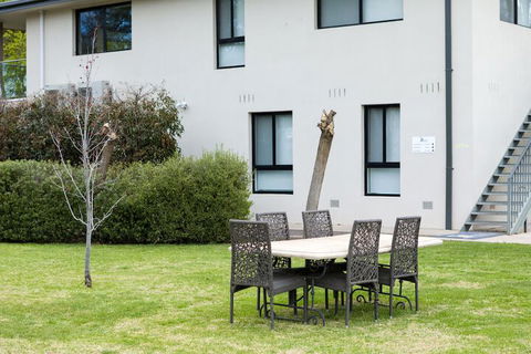 Apex Park Holiday Apartments - Inverell Accommodation 3