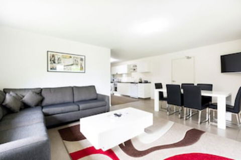 Apex Park Holiday Apartments - Inverell Accommodation 0