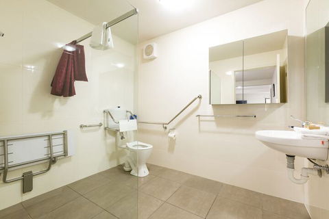 Apex Park Holiday Apartments - Inverell Accommodation 5