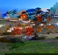 Mary Card's Coach House - Inverell Accommodation