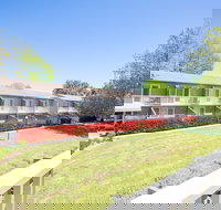 Summer East Serviced Apartments - Inverell Accommodation