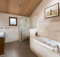 Aiyana Retreat - Inverell Accommodation