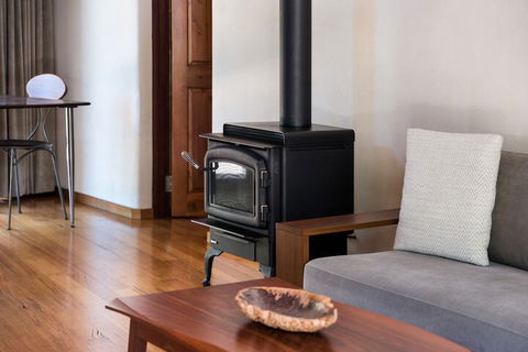 Aiyana Retreat - Inverell Accommodation 1