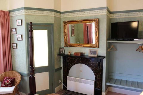 Ross B&B Accommodation - Inverell Accommodation 7