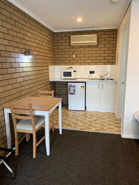 Albury City Motel - Inverell Accommodation 6