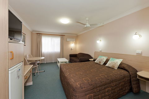 Abraham Lincoln Motel - Inverell Accommodation 0