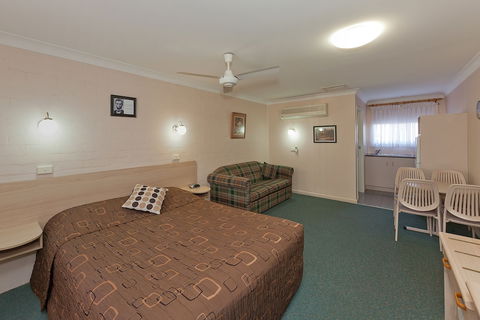 Abraham Lincoln Motel - Inverell Accommodation 3