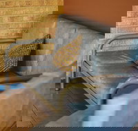 Yot Spot Apartments - Inverell Accommodation