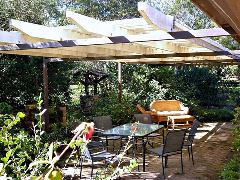 Shady Trees Barrington Holiday House - Inverell Accommodation 1