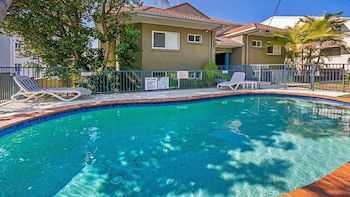 Pacific Waves - Inverell Accommodation 0