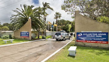 Acclaim Pine Grove Holiday Park - Inverell Accommodation 4