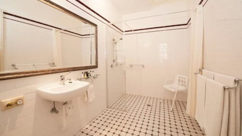 Cobb & Co Court Boutique Hotel - Inverell Accommodation 5