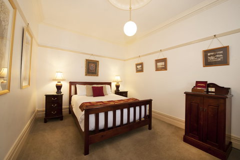 Cobb & Co Court Boutique Hotel - Inverell Accommodation 4