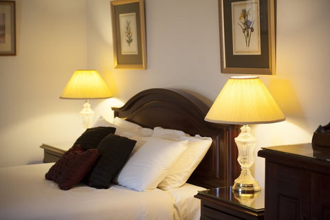 Cobb & Co Court Boutique Hotel - Inverell Accommodation 0
