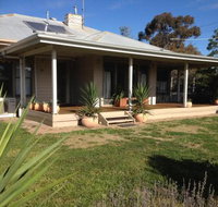 Ploughmans on Ivy - Inverell Accommodation