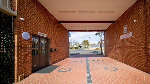 Hamiltonâ€™s Queanbeyan Motel - Inverell Accommodation 2