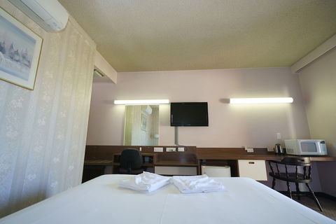 Olympia Motel - Inverell Accommodation 6