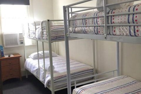 Australian Hotel - Inverell Accommodation 1