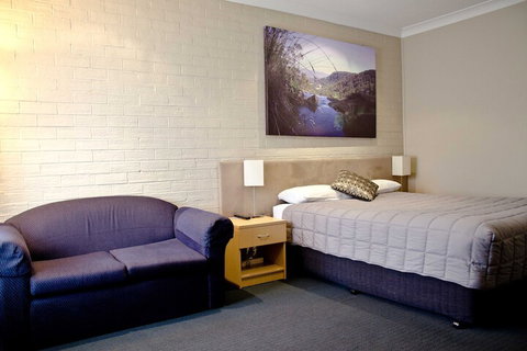 Baybrook Motor Inn & Apartments - Inverell Accommodation 4