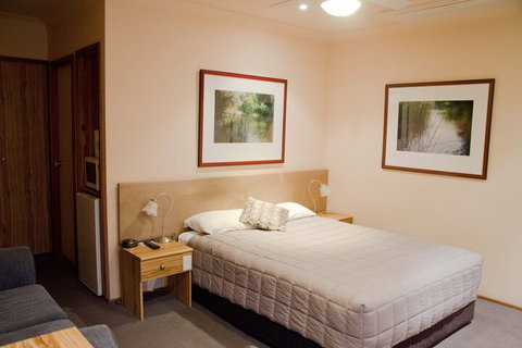 Baybrook Motor Inn & Apartments - Inverell Accommodation 5