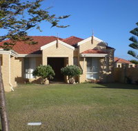 Port Bouvard Beach Holiday Home Mandurah - Inverell Accommodation