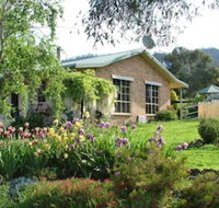 Halls on Falls Homestead - Inverell Accommodation