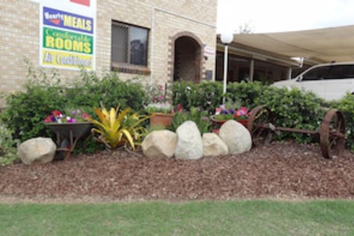 Manumbar QLD Inverell Accommodation