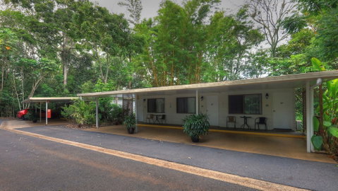 Atherton Hinterland Motel - Inverell Accommodation 0